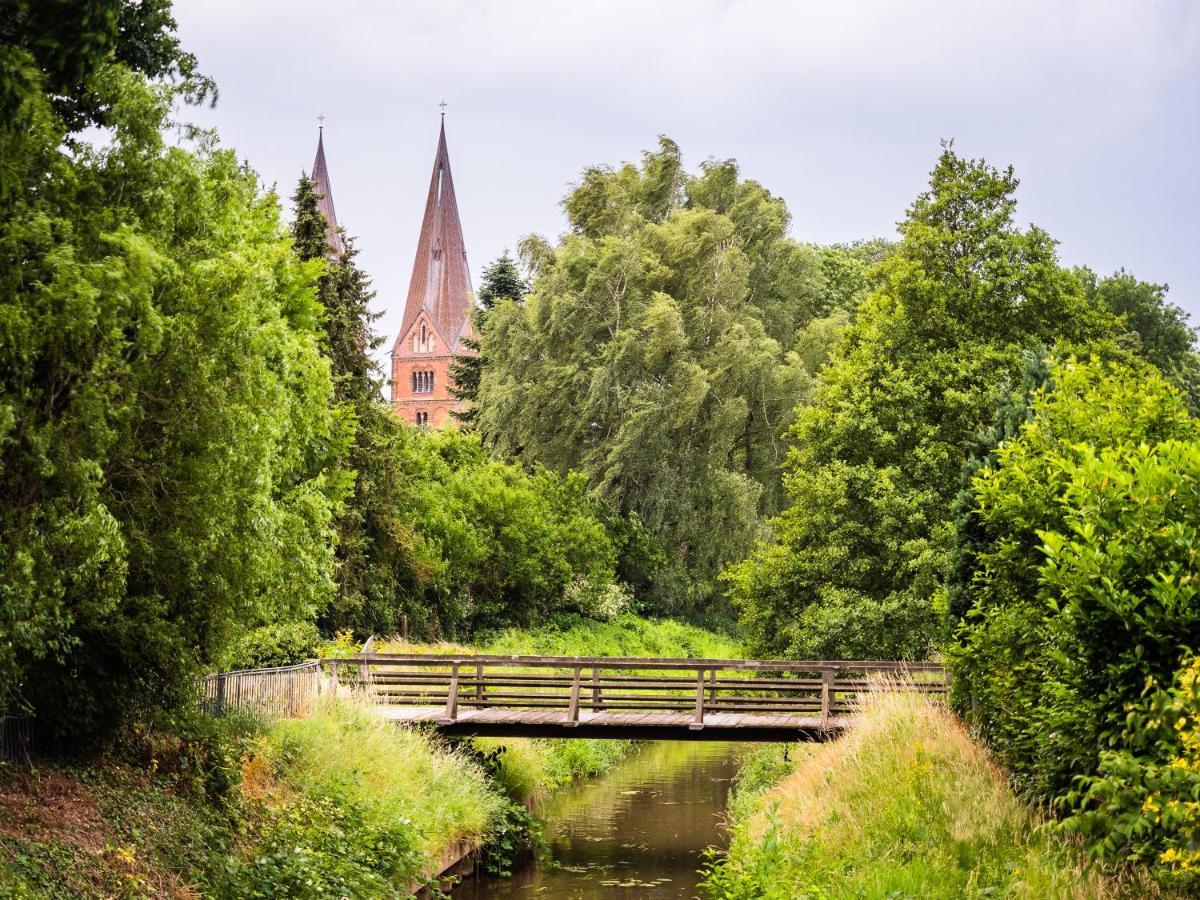 Thoeles Hotel Buecken Екстер'єр фото