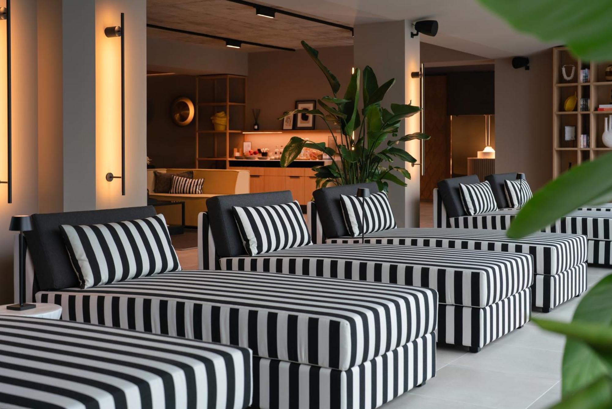 Thoeles Hotel Buecken Екстер'єр фото